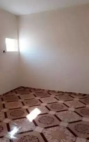 Résidentiel Propriété prête 3 chambres S / F Appartement  a louer au Al-Sadd , Doha #11566 - 1  image 
